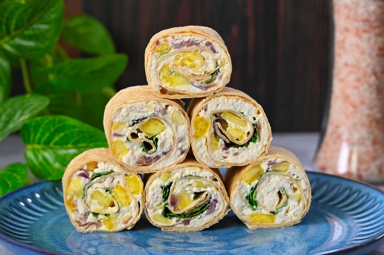 Shredded Chicken Tortilla Pinwheel Sandwiches