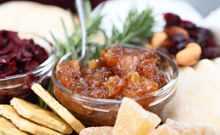 Apricot, Date and Ginger Chutney