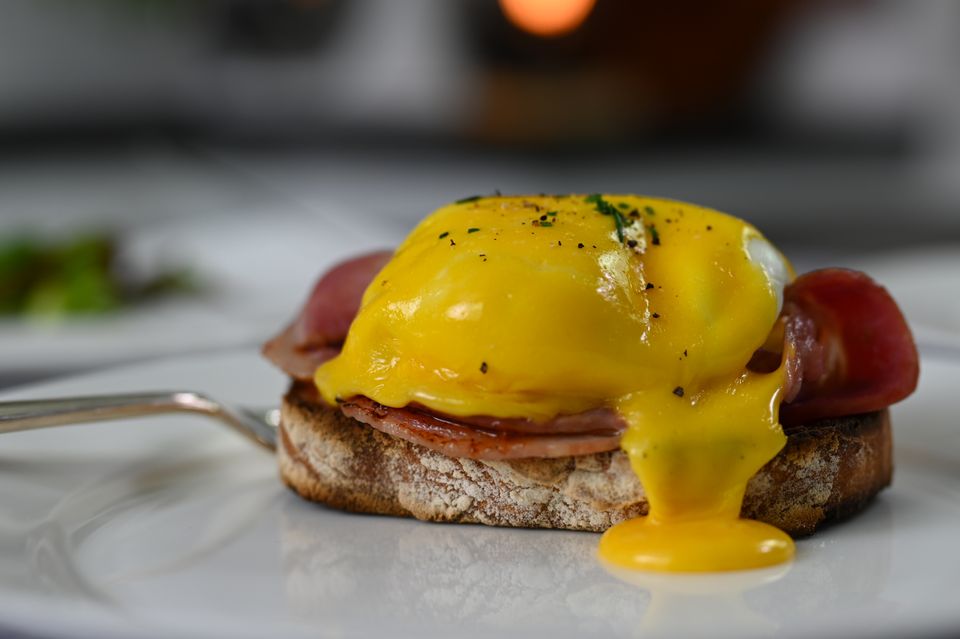 Easy Hollandaise Sauce